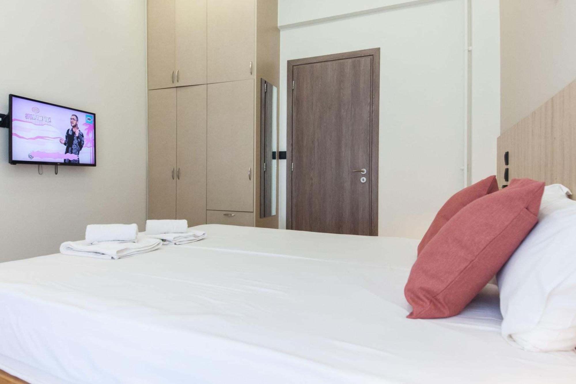אתונה Acropolis View Modern Deluxe Suite With Balcony מראה חיצוני תמונה