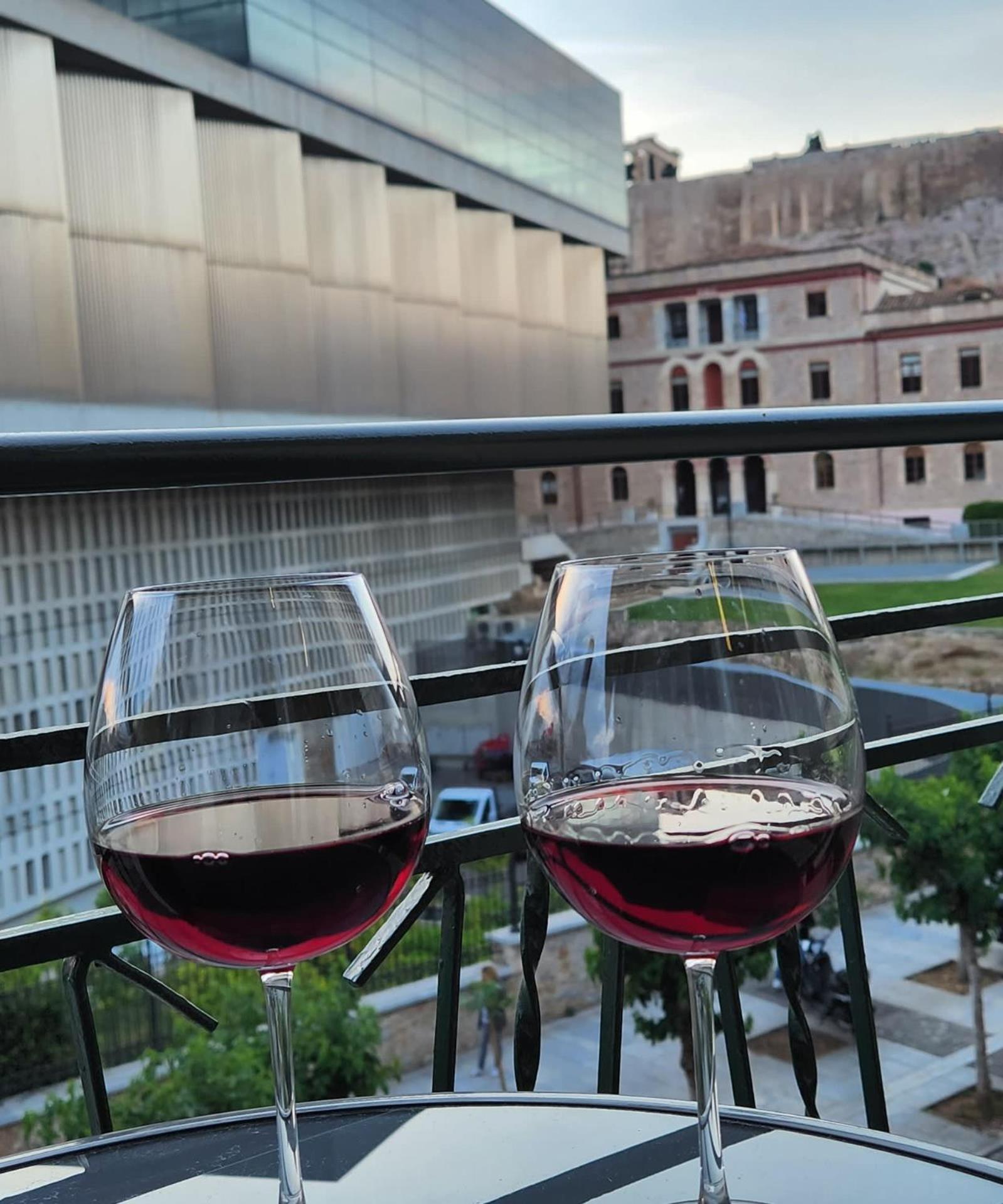 אתונה Acropolis View Modern Deluxe Suite With Balcony מראה חיצוני תמונה