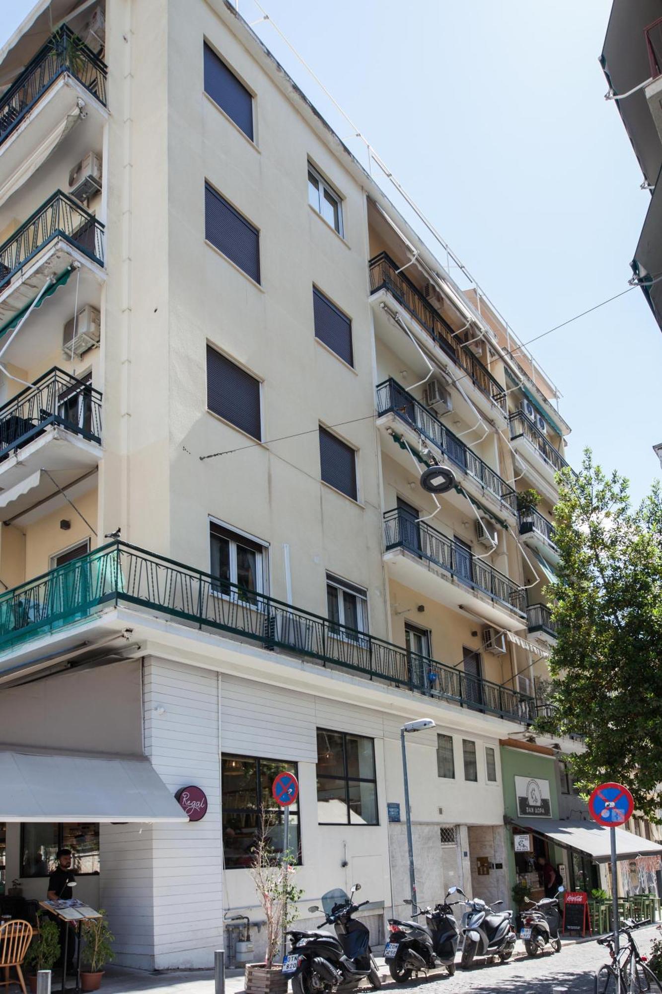 אתונה Acropolis View Modern Deluxe Suite With Balcony מראה חיצוני תמונה